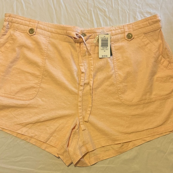 Torrid | NWT Pink Linen Shorts | Size 20 - Picture 2 of 9